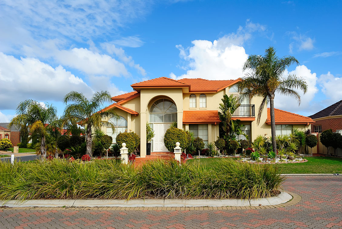 Custom Florida estate single family property