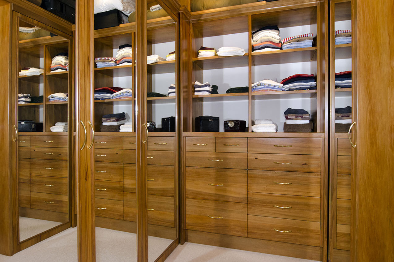 Luxury Closet Built in Cabinets